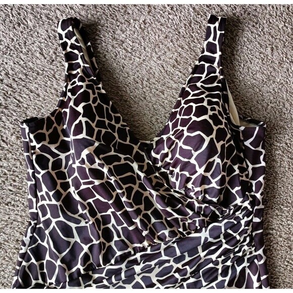 Miraclesuit Swimsuit Estilo Plus Sz 24 One-Piece Animal Giraffe Print  Slimming - Picture 5 of 10